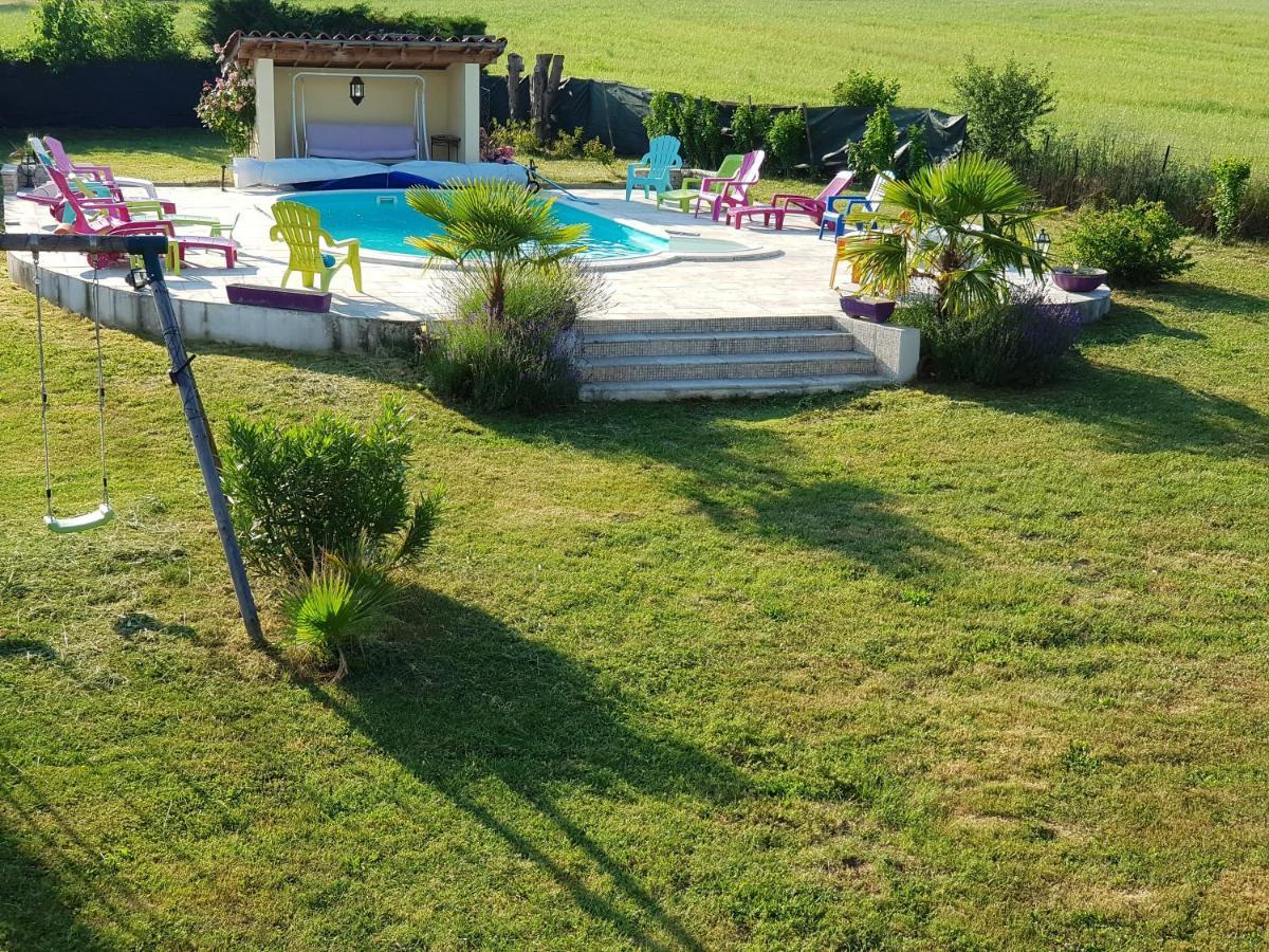 Hotel La Providence Illiat Esterno foto